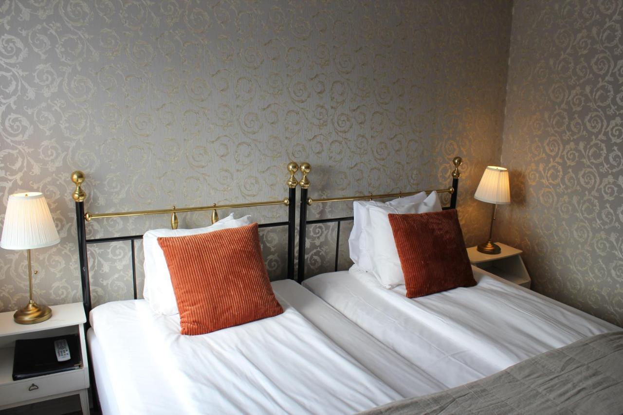Hotel Pensionat Granparken Norrtälje Dış mekan fotoğraf