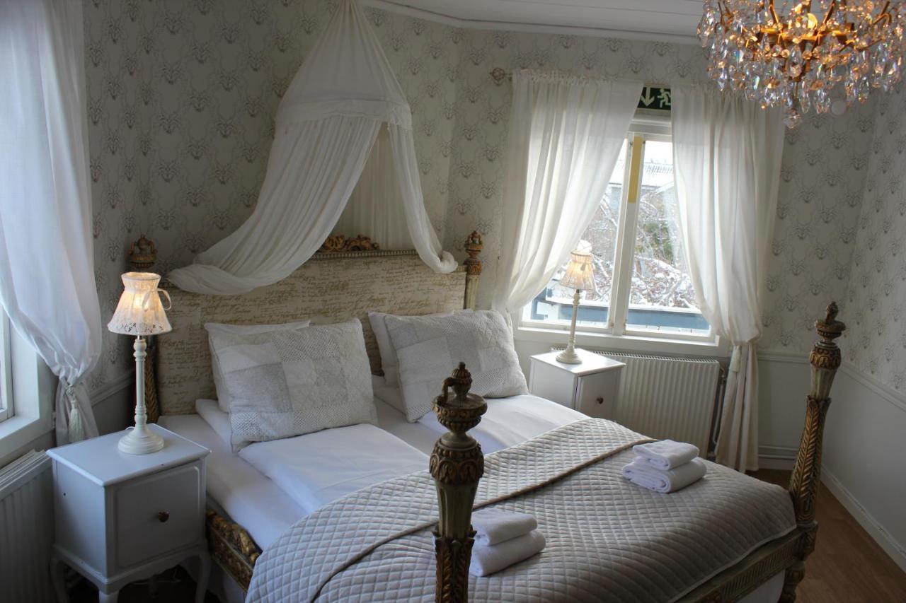 Hotel Pensionat Granparken Norrtälje Dış mekan fotoğraf