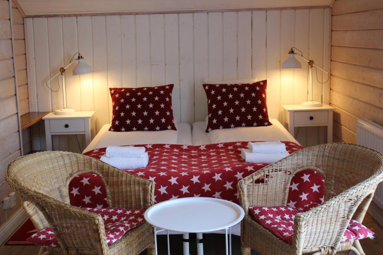 Hotel Pensionat Granparken Norrtälje Dış mekan fotoğraf