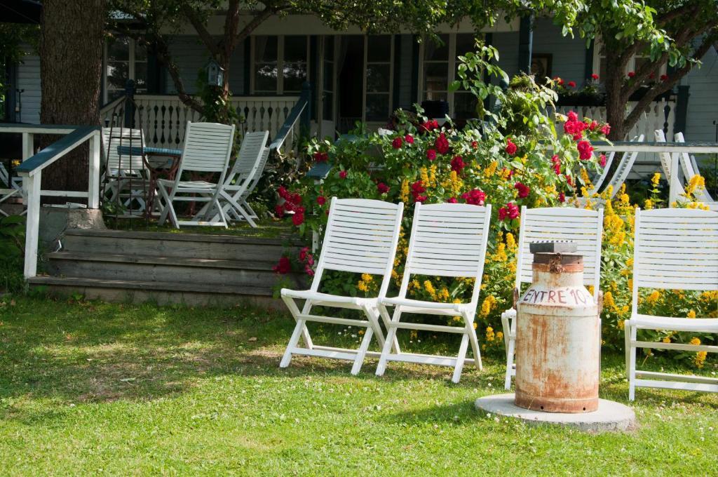 Hotel Pensionat Granparken Norrtälje Dış mekan fotoğraf