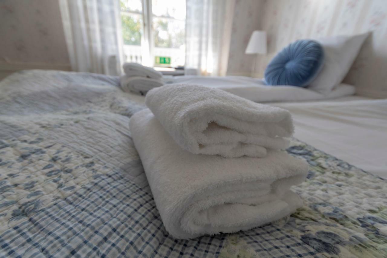 Hotel Pensionat Granparken Norrtälje Dış mekan fotoğraf