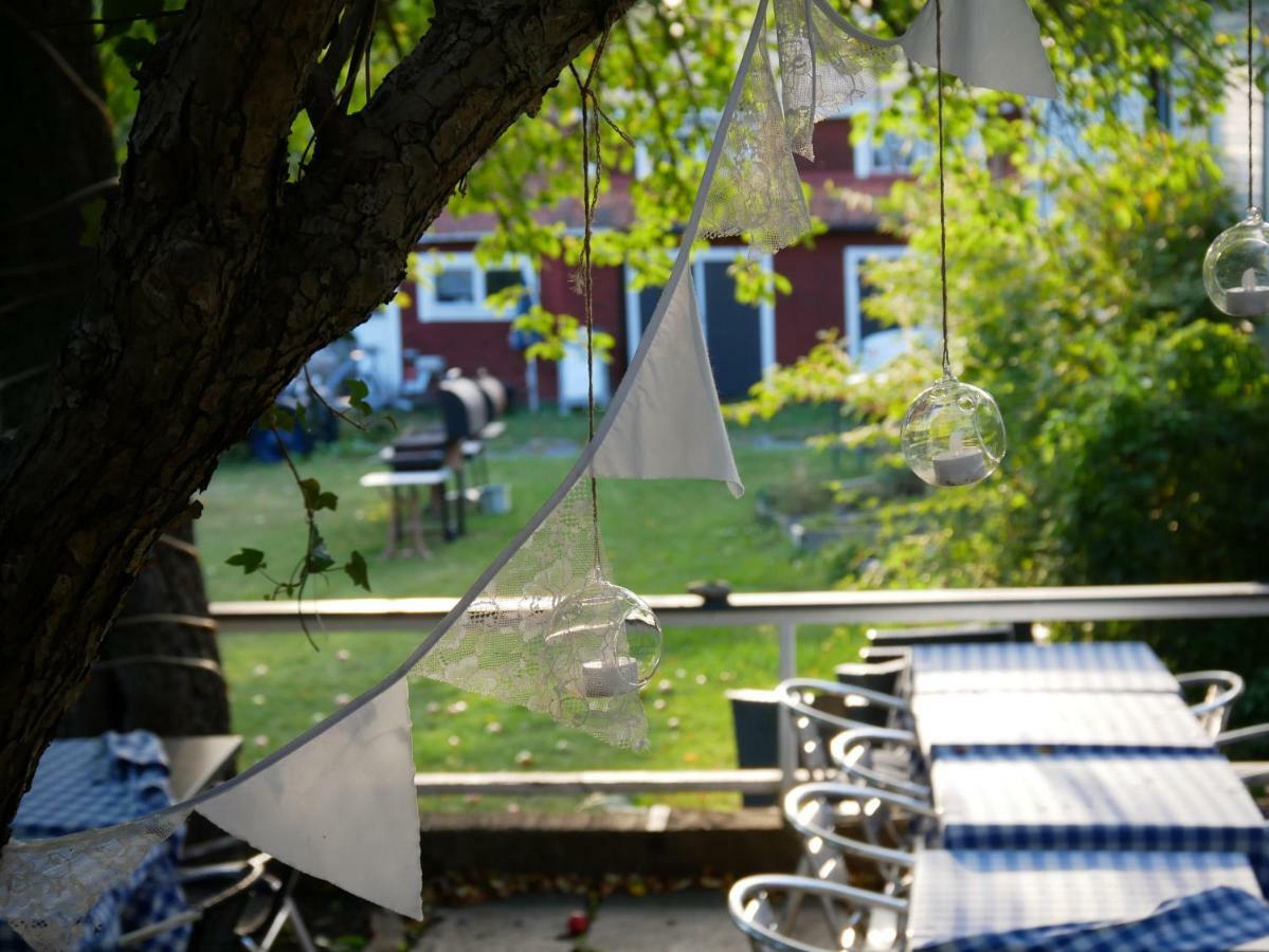 Hotel Pensionat Granparken Norrtälje Dış mekan fotoğraf